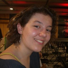 Lou-Elle, Babysit in Waregem