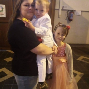 Christelle, Babysit in Maurage