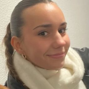 Celeste, Babysit in Koekelberg