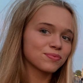 Rosalie, Babysitter à Destelbergen