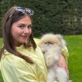Renée, Babysit in Schilde