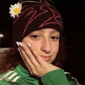 Line, Babysitter à Fexhe-le-Haut-Clocher
