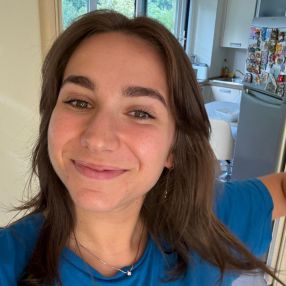 Giulia, Babysit in Brussel