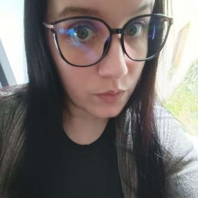 Laura, Babysitter à Arlon