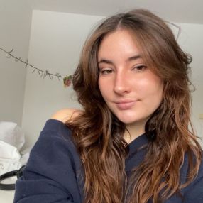 Mirte, Babysitter à Tremelo