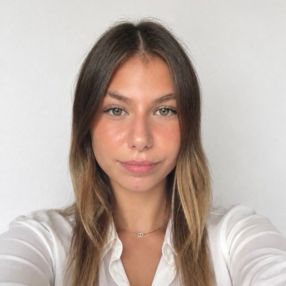 Angela, Babysit in Genappe