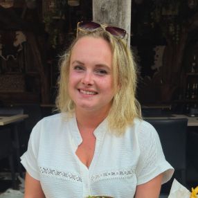 Vallerie, Babysitter à Mechelen