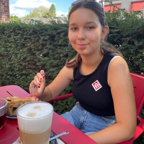 Amber, Babysitter à Kapelle-op-den-Bos