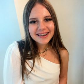 Ylenia, Babysitter à De Panne