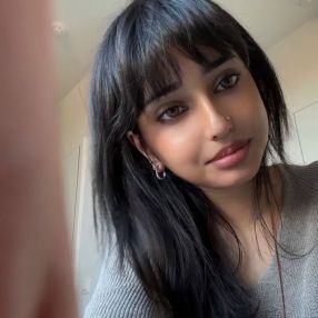 Faiyza, Babysit in Kortrijk