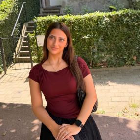 Arina, Babysit in Vlaanderen