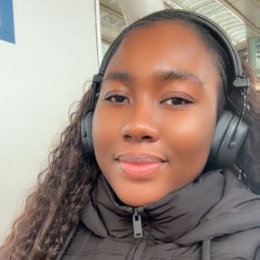 Noa, Babysit in Temse