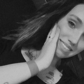 Valérie, Babysitter à Forchies-la-Marche