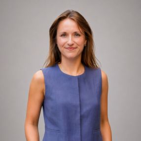 Nieke, Babysit in Izegem