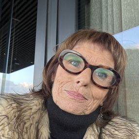 Hélène, Babysit in Gesves