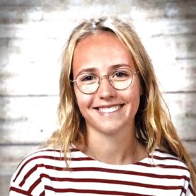 Coline, Babysit in Luik