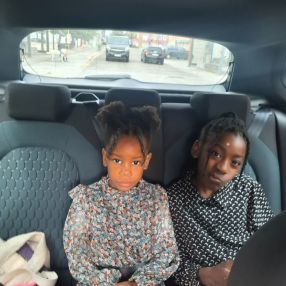 Monique, Gezin in Deinze