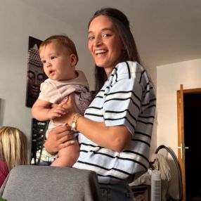 Hakima, Babysit in Antwerpen