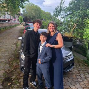 Stephanie, Babysit in Herstal