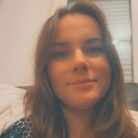 Jessy, Babysitter à Kapellen