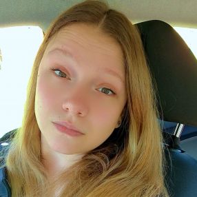 Laeticia, Babysit in Sambreville