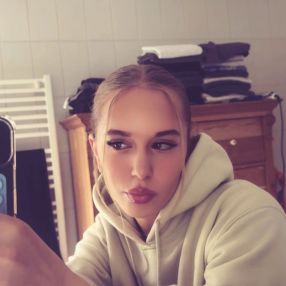 Amalia, Babysit in Schilde
