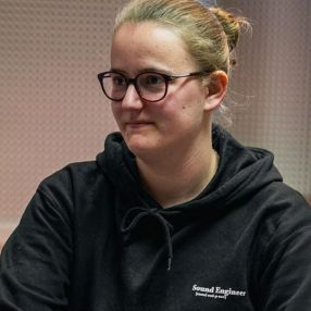 Hanne, Babysitter à Merelbeke