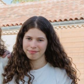 Sara, Babysitter à Wezembeek-Oppem
