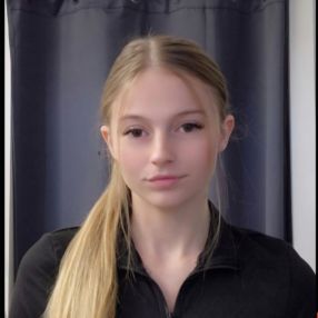 Amalie, Babysit in Sint-Truiden