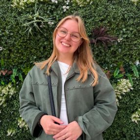 Sarah, Babysitter à Verviers