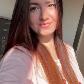Angelika, Babysitter à Tielt