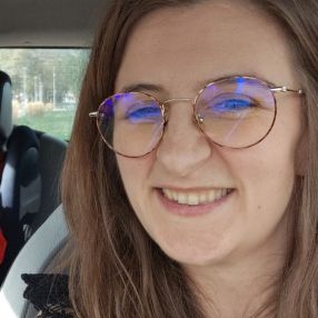 Lauranne, Babysitter à Borgworm