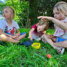 Sharon, Family in Deinze