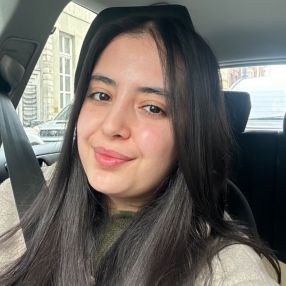 Chaimae, Babysitter à Lendelede