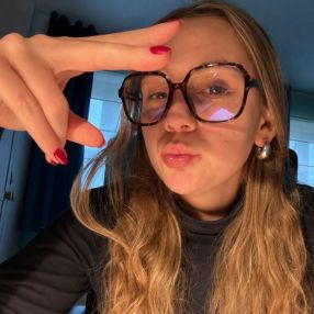 Fleur, Babysitter à Wommelgem