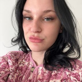 Zoe, Babysit in Merelbeke