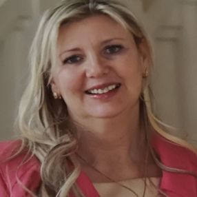 Sophia, Babysitter à Ichtegem