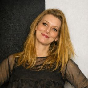 Nathalie, Babysit in Seraing