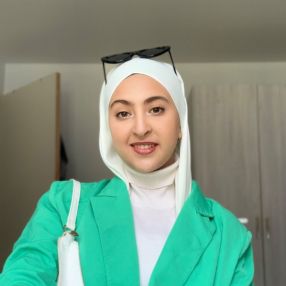 Ghita, Babysitter à Verviers