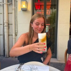 Marie, Babysit in Vosselaar