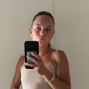 Ilana, Babysit in Temse