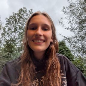 Mien, Babysitter à Londerzeel