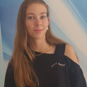Zoë, Babysitter à Aartselaar