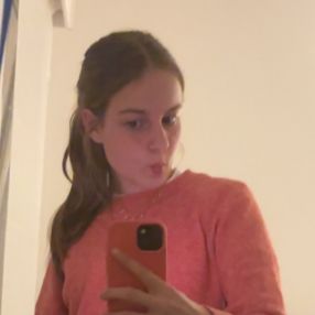 Lily, Babysit in Puurs-Sint-Amands