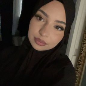 Kaoutar, Babysitter à Manage
