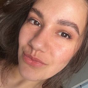 Samia, Babysitter à Mechelen