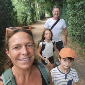 Laure, Gezin in Écaussinnes