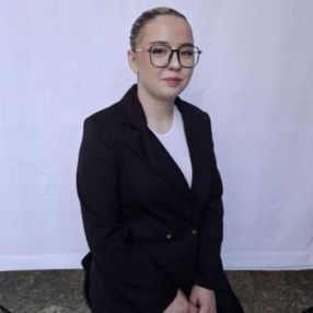 Mélanie, Babysitter à Charleroi