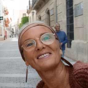 Annick, Babysit in Nevele