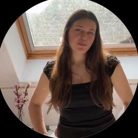 Tine, Babysitter in Gent